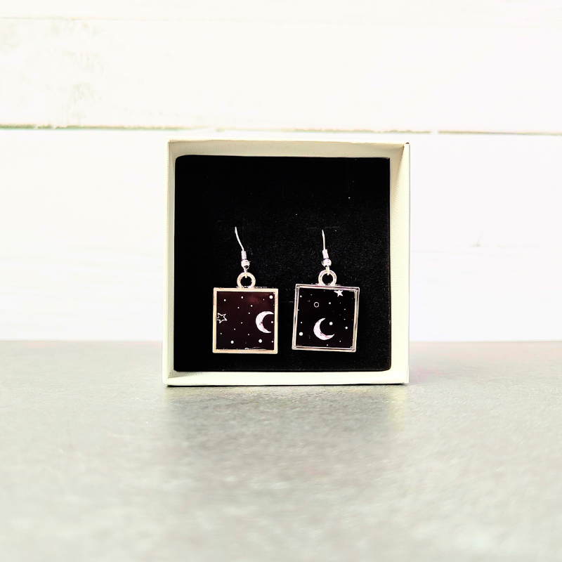 Square Earrings - Moon & Stars Black