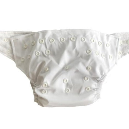 Switch to our eco-friendly modern cloth overnight nappy, featuring bamboo charcoal for superior dryness. Adjustable snaps.