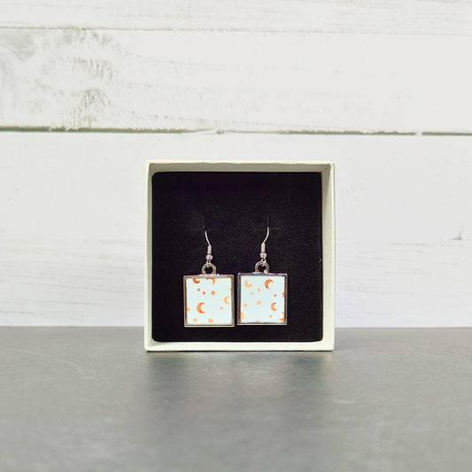 Square Earrings - Moon & Stars White