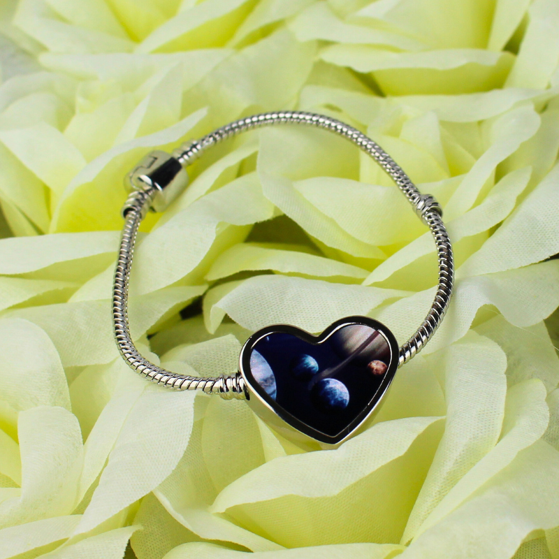 Bracelet w/Universe Charm