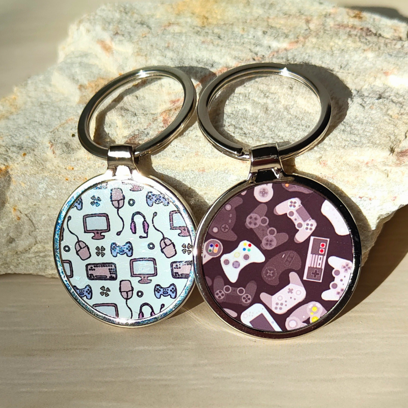 Metal keyrings for gaming lovers.