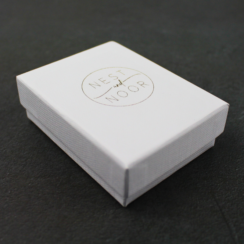 Muslim-friendly jewellery gift in white box