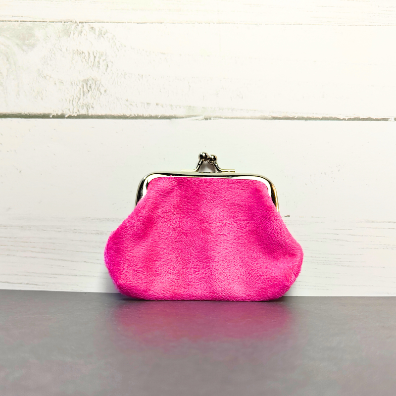 Retro dark pink retro coin purse with silver kiss clasp hardware.