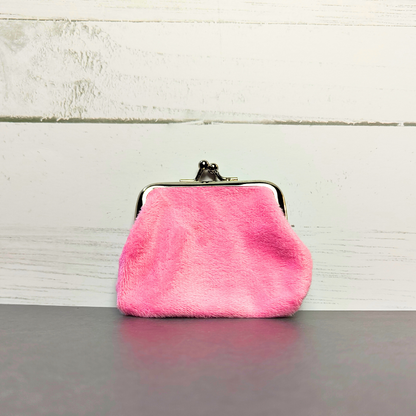 Retro look coin purse in a gorgeous pink colour.