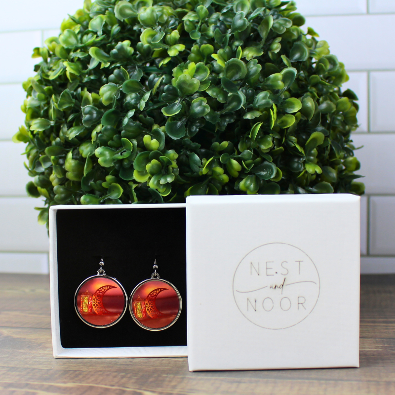 Round Earrings - Moon & Lantern