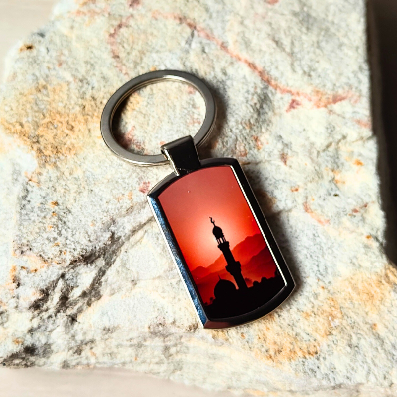 Silver finish mosque tower metal keyring.